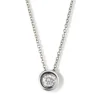 Colgante de oro blanco con diamante en chatón