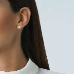 Pendientes de diamantes en oro blanco con 4 garras de 1,47 quilates