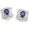 Pendientes de oro blanco con zafiros azules naturales y diamantes talla baguette