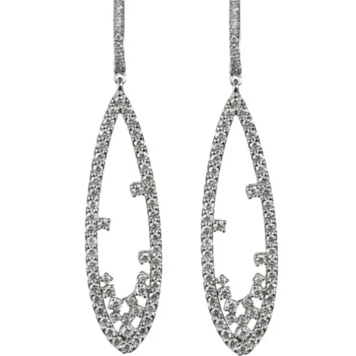 Pendientes largos de oro blanco con diamantes