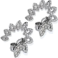 Pendientes media luna de oro blanco con diamantes