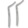 Pendientes trepadores de oro blanco con doble hilera de diamantes en riviere