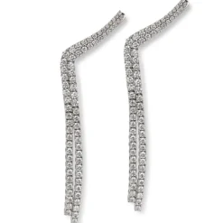 Pendientes trepadores de oro blanco con doble hilera de diamantes en riviere