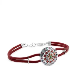 Pulsera de oro blanco con cordón rojo y círculo de cuarzos de colores