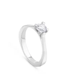 Solitario "Julieta" de oro blanco con diamante talla brillante de 0.25 quilates