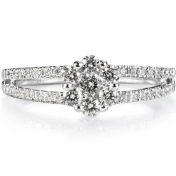Sortija de oro blanco con roseta de diamantes en engaste invisible