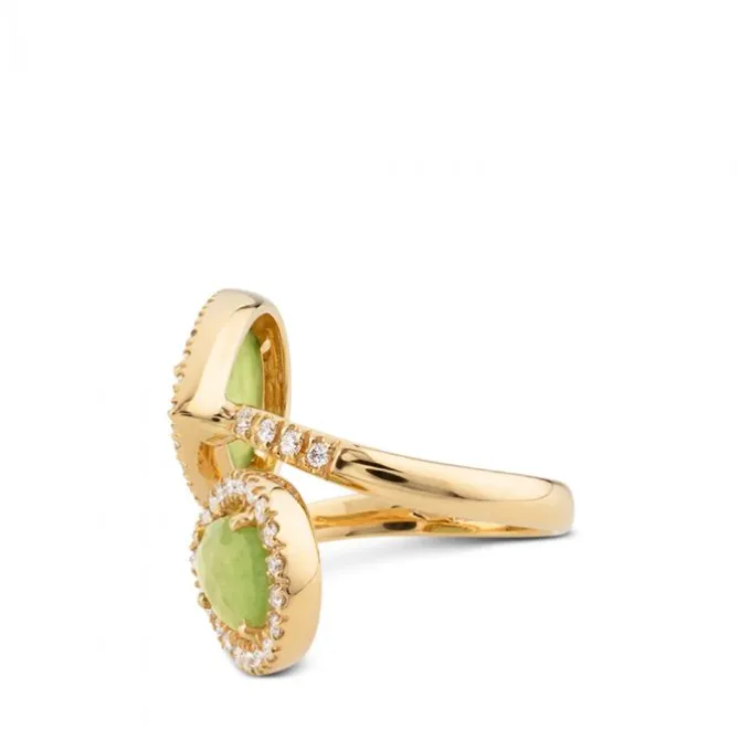 Sortija "tu y yo" de oro rosa con jade en talla marquise y orla de diamantes